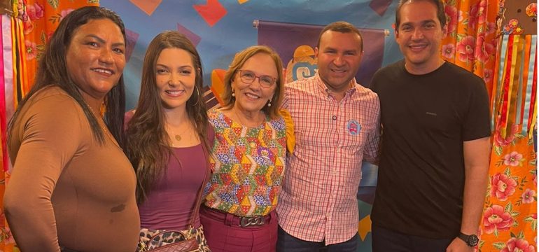 Zenaide elogia organização do São João de Macaíba e destaca tenda da saúde