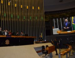 Emídio Júnior destaca na Câmara Federal ações desenvolvidas em Macaíba em prol dos autistas