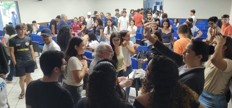 Sala do Empreendedor de Macaíba promove palestra na Escola Agrícola de Jundiaí