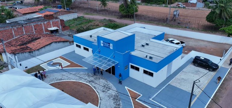 Prefeito Emídio Júnior entrega nova unidade de saúde em Mangabeira