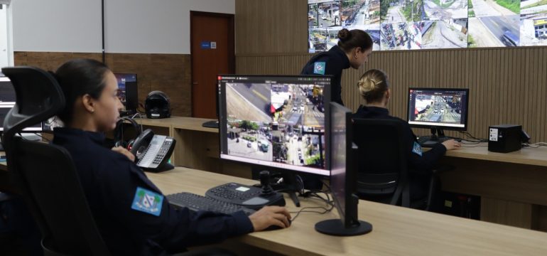 Guardas municipais de Macaíba começam a operar sistema de videomonitoramento do COISP